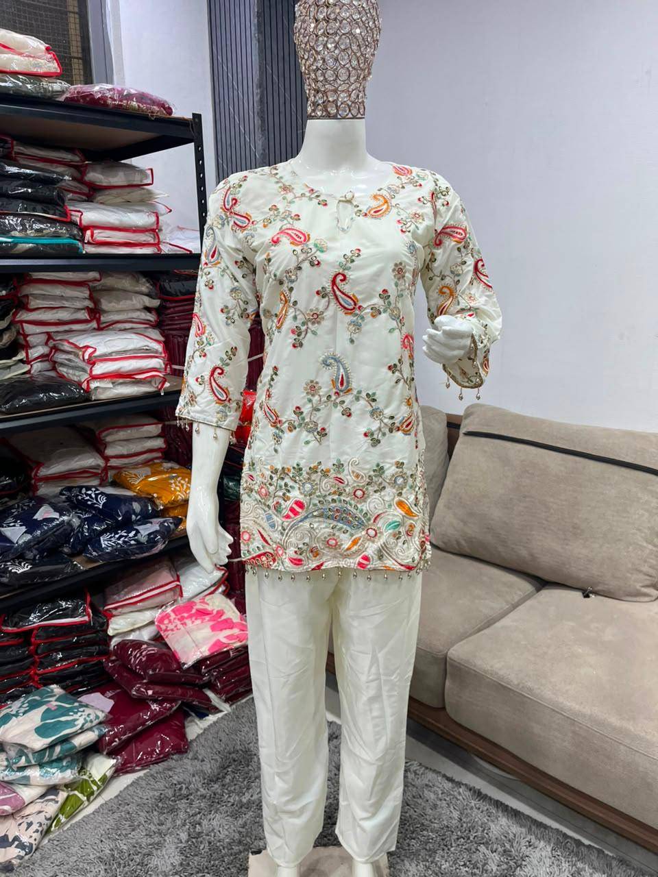 AL-1006 by  VOUCH  Suits Colorful casual Wear SILK Dresses At Wholesale